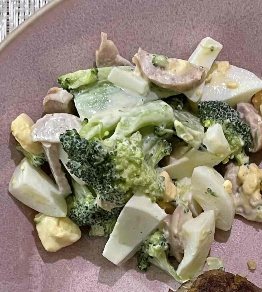 ブロッコリーと卵のサラダ